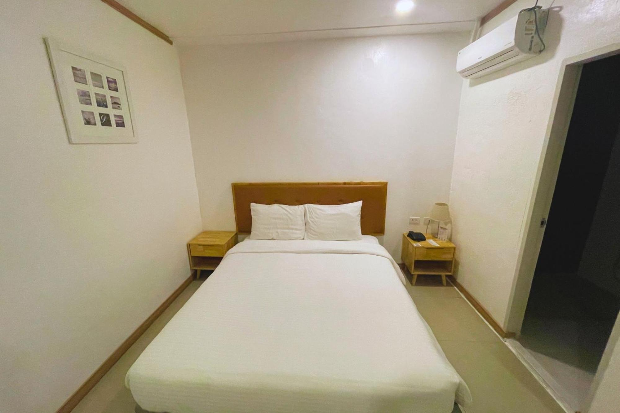 Hotel Halo Angeles City Værelse billede